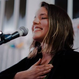 Meet your Posher, Zaia